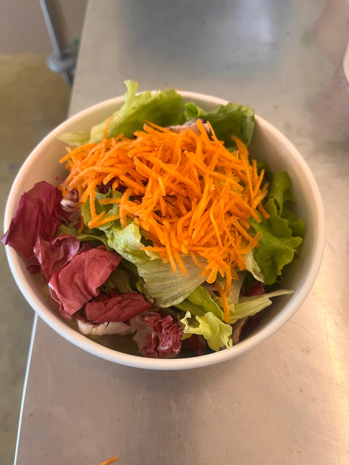 Insalatona di verdure e legumi 200g